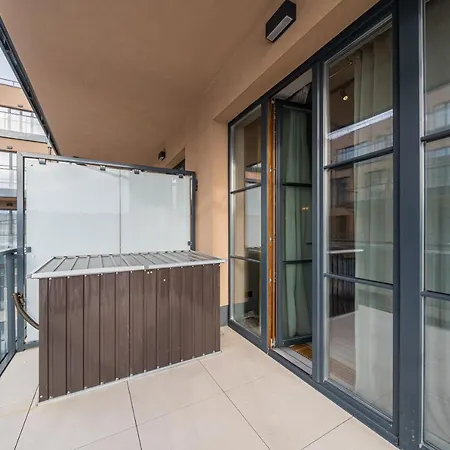 Lofts & Rosegold Luxury In Elegant 1br With Balcony In Center Apartment *