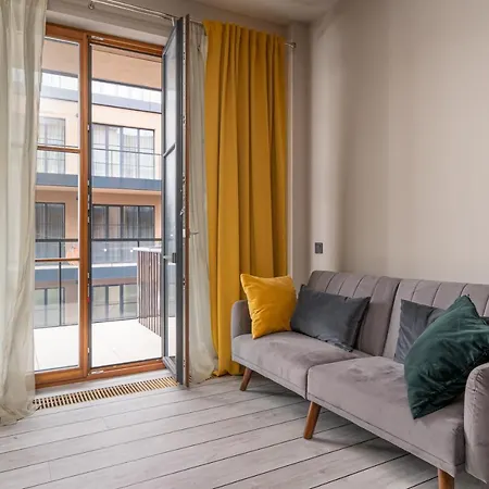 Lofts & Rosegold Luxury In Elegant 1br With Balcony In Center Apartment Riga