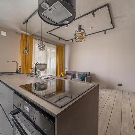 Apartment Lofts & Rosegold Luxury In Elegant 1br With Balcony In Center *
