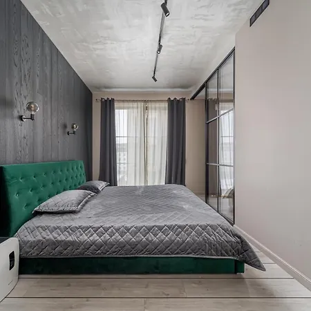 Apartment Lofts & Rosegold Luxury In Elegant 1br With Balcony In Center